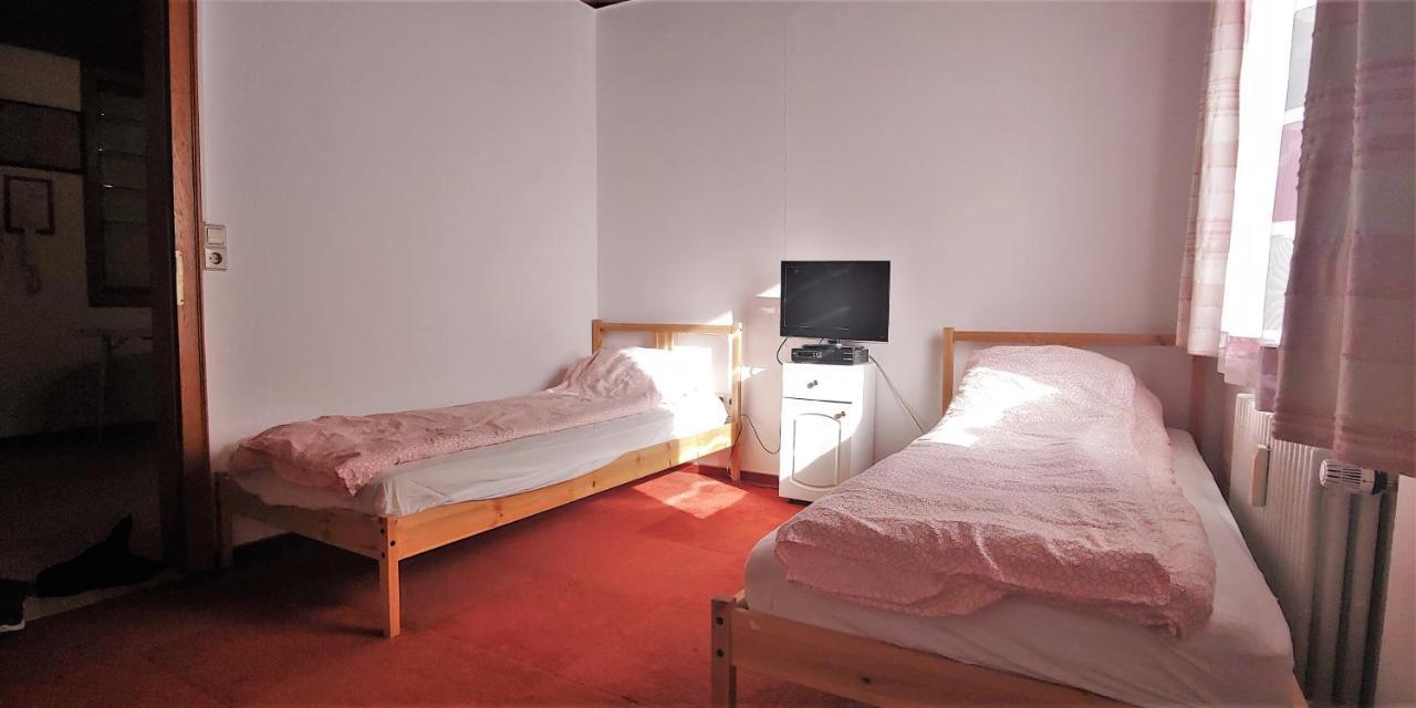 Grosse Wohnung Im Odenwald 1 Schonau  Exteriör bild