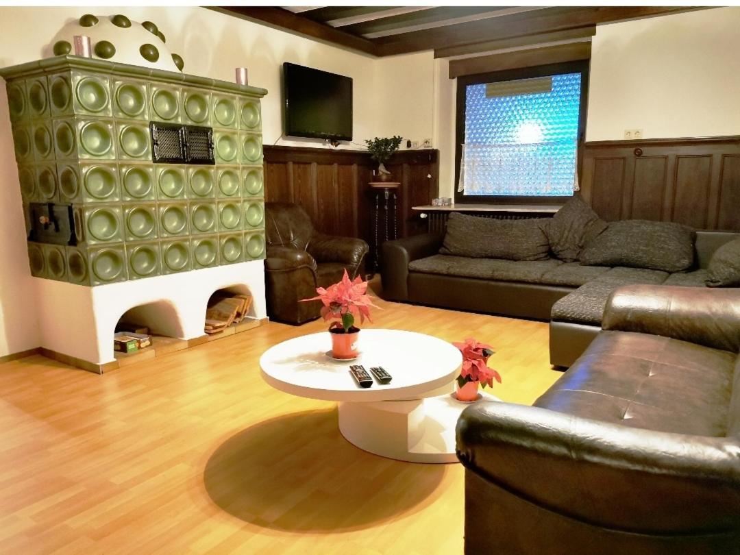 Grosse Wohnung Im Odenwald 1 Schonau  Exteriör bild
